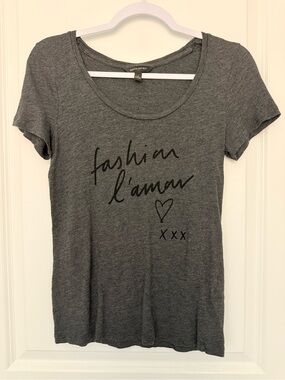 Banana Republic Charcoal Gray "Fashion l'amour" Graphic Scoop Neck Tee Small